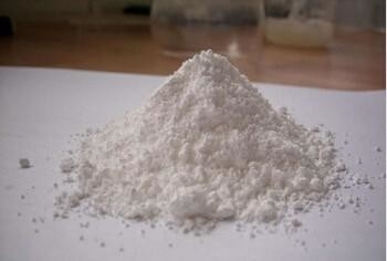 Benzocain-Pulver 99% Reinheit pharmazeutischer materieller Benzocaine CAS 59-46-1 für lokalen betäubenden Benzocaine